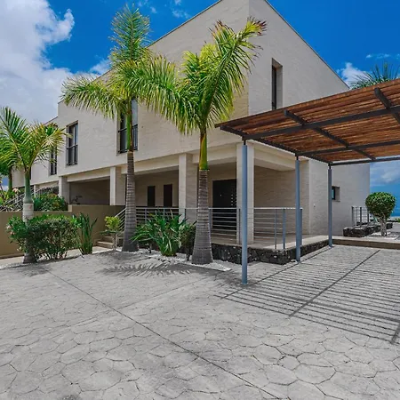 Holiday home Rey Tenerife #17, Close To Siam Park *